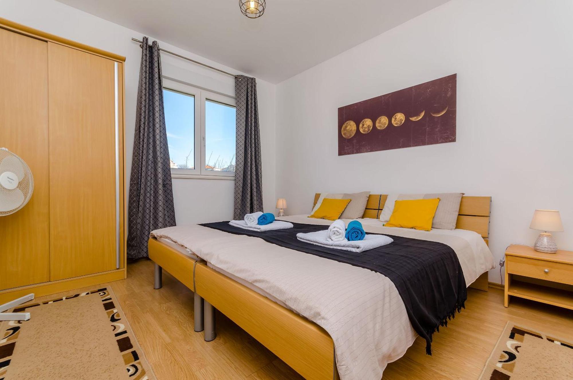 Apartment Mario Trogir Ngoại thất bức ảnh